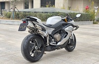 Moto sportive CFMOTO 750SR-S d'occasion, 749 cm³, refroidissement liquide, quatre cylindres en ligne, 4 temps, démarrage électrique, Supersport, norme Euro 5