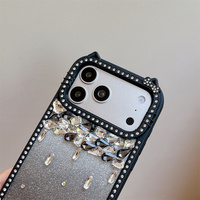 Coque de téléphone de luxe avec cadre chat mignon, paillettes scintillantes dégradées pour iPhone 18 17 Pro Max 16 15 14, avec dragonne scintillante en strass et motif poney