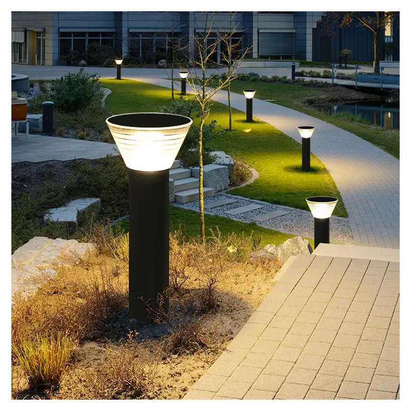 Cuerpo de lámpara de ABS de aluminio al aire libre impermeable IP65 Led Luz de jardín bolardo decorativo luz Solar Luz de césped