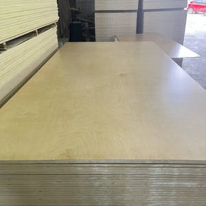 Vente flash : contreplaqué de <span class=keywords><strong>bouleau</strong></span> préfini 4x8, 18 mm, finition brillante UV, contreplaqué de <span class=keywords><strong>bouleau</strong></span> brillant imperméable pour meubles - Product Image 4