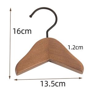 <span class=keywords><strong>Petit</strong></span> <span class=keywords><strong>cintre</strong></span> pour animaux de compagnie DS4779 <span class=keywords><strong>cintre</strong></span> pour vêtements pour chiens avec pince crochets pour vêtements pour animaux de compagnie pince pour jupe de bébé <span class=keywords><strong>en</strong></span> <span class=keywords><strong>bois</strong></span> massif Mini <span class=keywords><strong>cintre</strong></span> <span class=keywords><strong>en</strong></span> <span class=keywords><strong>bois</strong></span> <span class=keywords><strong>cintre</strong></span> pour animaux de compagnie - Product Image 6