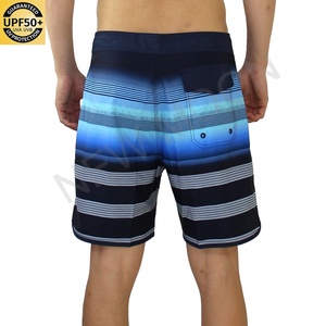 Shorts de plage personnalisés en polyester pour hommes, short de surf, short de bain avec poche, UPF50+ - Product Image 5