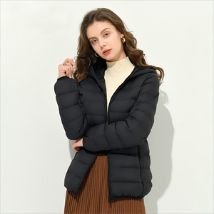Une <span class=keywords><strong>doudoune</strong></span> légère, chaude et à capuche pour femmes à la mode et simple pour l'automne et l'hiver - Product Image 6