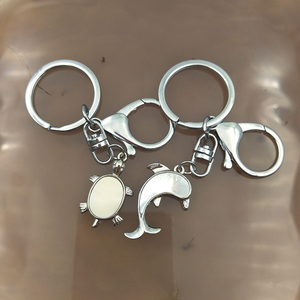 Llavero con Forma de Tortuga y Delfín de Concha Natural Blanca, Accesorio de Moda para Hombres y Mujeres, Colgante para Bolso o Coche - Product Image 4