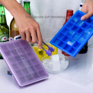 Moldes de cubitos de hielo de silicona de grado alimenticio Janko con <span class=keywords><strong>mini</strong></span> bandeja de diseño flexible ecológica con tapa de plástico para uso en congelador - Product Image 5