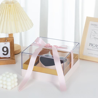Boîte cadeau en acrylique transparent Evergreenwrap en forme de cœur creux avec fleur de savon rose et poignée en ruban, boîte surprise