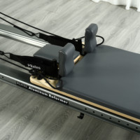 Machine de Pilates en aluminium et machine de réforme Pilates de bonne qualité pour la pratique des exercices en studio intérieur, prix d'usine