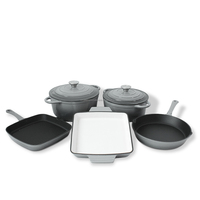 Ensemble de 5 casseroles et poêles en fonte émaillée avec ustensile de cuisine en silicone