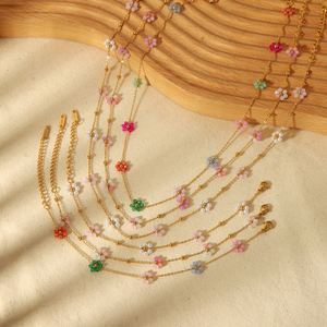 Ensemble de bijoux de mode pour femme avec un design de papillon et de cœur plaqué or et différents styles en acier inoxydable - Product Image 1