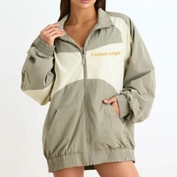 Vêtements pour dames vente en gros personnaliser Oversize coupe ample fermeture éclair entonnoir veste de survêtement femmes couleur bloc petit ami grande taille vestes