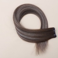 Extensions de cheveux 100% naturels préférées des clients, double trame Genius Wefts, très appréciées, douces et naturelles pour le coiffage en salon.
