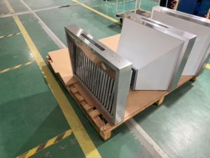 Campana Extractora Eléctrica de Acero Inoxidable de 30 Pulgadas y 900 CFM con Control Remoto Táctil LED Electrónico de 4 Velocidades para Montaje en Pared Ultra - Product Image 3