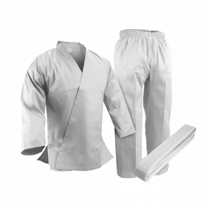 Kimono Blanco de 8 OZ, Aprobado por la WKF, Uniforme de Karate de Polialgodón para Entrenamiento, Unisex, Personalizable, Hecho en Pakistán con Madera de Arce - Product Image 2