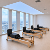 Machine de Pilates Reformer Classique en Bois, Modèle Classique pour Studio, Reformer de Pilates en Bois