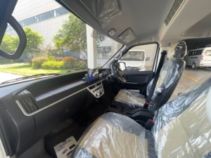 Camioneta Eléctrica KAMA ESP8 de China, 18 Asientos, 1 Tonelada, 200 KM de Autonomía, Vehículo Comercial Eléctrico para Pasajeros y Carga - Product Image 4