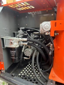 Excavatrice sur chenilles hydraulique Hitachi ZX120 de 12 tonnes, modèle 2024, moteur Isuzu 73 kW, pompe à engrenages, capacité de la benne de 0,52 m³, faible nombre d'heures, location - Product Image 6