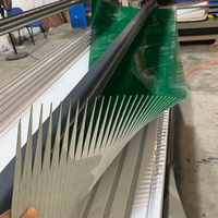 LOYICN LYAP2000 Machine de poinçonnage automatique à deux cylindres mécaniques contrôlée par PLC avec convoyeur de 2000 mm de large
