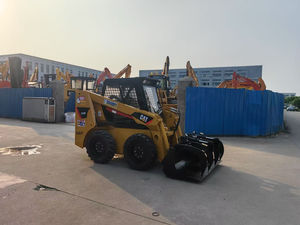 Chargeuse compacte Caterpillar 226B/262D/246C/246D/259B3/236/277C 2023, capacité de charge nominale de 2 tonnes, faible nombre d'heures de fonctionnement, moteur et pompe, garantie de 12 mois - Product Image 3