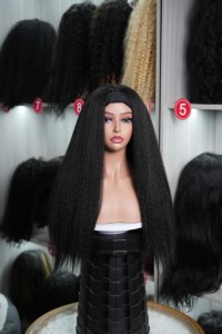 Perruque synthétique longue et bouclée Yaki, style afro kinky straight, bandeau intégré, noir naturel pour femmes, vente en gros - Product Image 4