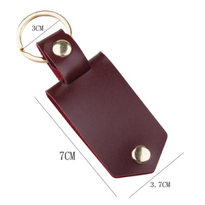 Llavero con marco de fotos de cuero PU para transferencia térmica DIY - un regalo para tu novio o esposo en su aniversario. - Product Image 5