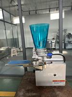 Machines automatiques multifonctions pour la fabrication de produits céréaliers, machine semi-automatique pour la fabrication de gyozas/samosas, machine à raviolis