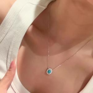 Collar de Plata de Ley S925 con Estilo Retro de Palacio, Diseño de Lujo Ligero, Sensación de Alta Gama, con Circonita Azul Marino y Piedra Ovalada - Product Image 1