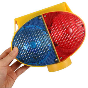 ไฟตัดขวาง LED พลังงานแสงอาทิตย์, ความสว่างสูงสีแดงสีน้ำเงินกะพริบไม่สะท้อนแสงโดยไม่มี<span class=keywords><strong>เสียง</strong></span>เตือนความปลอดภัยในการจราจร - Product Image 4