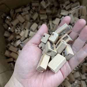 Taille-crayon manuel en bois à un seul trou, mini taille-crayon portable pour l'école, idéal pour un cadeau - Product Image 5