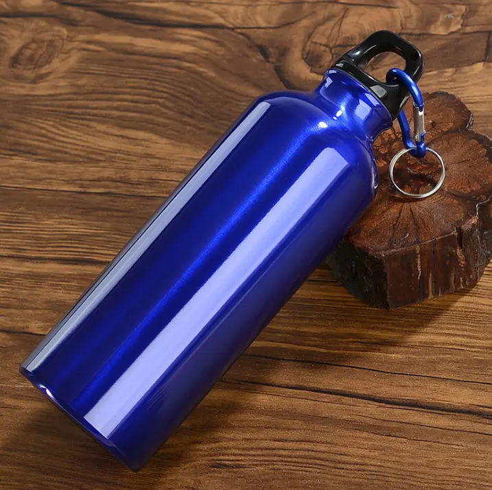 زجاجة مياه محمولة بسعر منخفض 600 مللي لتر, زجاجة مياه من الألمونيوم المفرغ مخصصة للطباعة الحرارية