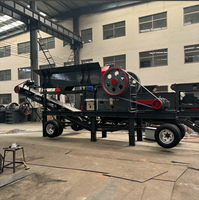 Concasseur mobile sur chenilles 1400x1400 190-210 TPH, concasseur mobile de type boîte pour la production de recyclage de pierres et de béton en carrière