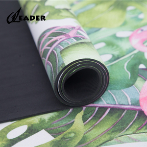 Tapis de yoga écologique personnalisé en plastique recyclé issu de l'océan, personnalisé en RPET - Product Image 3