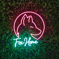 Support en fer personnalisé en gros Enseigne murale élégante avec néons à LED Télécommande avec chats et animaux
