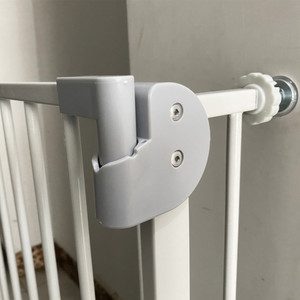 שער תינוק ננעול מקורה למדרגות מחסום מגן גדר בטיחות לילדים ציוד לתינוקות הגנה בטיחותית - Product Image 3