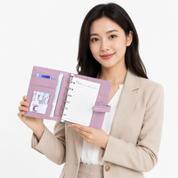 Carnet de planification rechargeable en cuir de vachette grainé Litchi avec emplacements pour cartes, fenêtre d'identification et attache pour stylo
