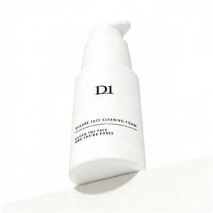 Nettoyant visage hydratant et doux pour un usage quotidien, peaux sèches, démaquillant et rafraîchissant - Product Image 1