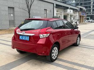 <span class=keywords><strong>Toyota</strong></span> <span class=keywords><strong>Yaris</strong></span> Zhixuan <span class=keywords><strong>Hybride</strong></span> 1.5L d'occasion 2016, berline à aspiration naturelle, boîte automatique CVT, avec caméra de recul, conduite à gauche, toit ouvrant - Product Image 2