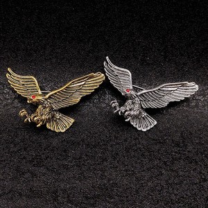 Broche de Metal Retrô com Emblema de Águia para Lapela - Acessório de Vestuário - Product Image 1