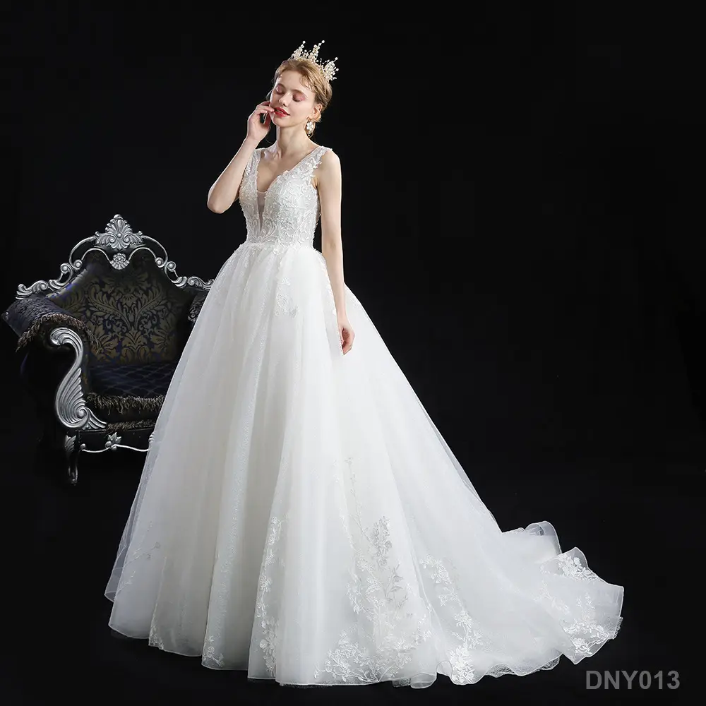 korea summer style sleeveless embroidery white bridal gown long glitter wedding dress with train