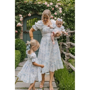 Vestido vintage para niñas, manga abombada corta <span class=keywords><strong>con</strong></span> puños elásticos, escote cuadrado elástico <span class=keywords><strong>con</strong></span> volantes - Product Image 1