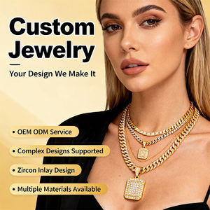 Ювелирные изделия Mosen: Модное водонепроницаемое ожерелье с квадратным циркониевым кулоном и золотым покрытием из нержавеющей стали для женщин - Product Image 1