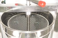 Hochwertige Manuelle Bienenwachspresse aus Edelstahl Neuer Zustand Imkerei Tierhaltungsgeräte OEM Modell 03 6