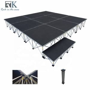 Scène mobile en aluminium avec plateforme en bois 4x4 pieds pour événements extérieurs - Product Image 1