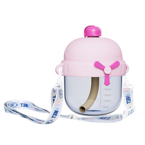 Mignon gobelet en plastique réutilisable sans BPA de 300ml pour les tout-petits Portable bébé alimentation bouteille d'eau sangle/paille pour l'eau bouillante - Product Image 6