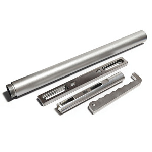 Componente de Cilindro de Acero Inoxidable con Orificios Roscados y Recortes Cuadrados - Product Image 3