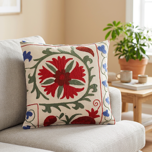 Housse de coussin de luxe faite à la main Suzani Multi broderie forme carrée pour la maison ou l'hôtel motif brodé - Product Image 4