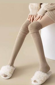 여성용 100% 순면 오버 니삭스, 미끄럼 방지 통기성 항균 허벅지까지 오는 무릎 보호대, 봄 가을 겨울용 - Product Image 2