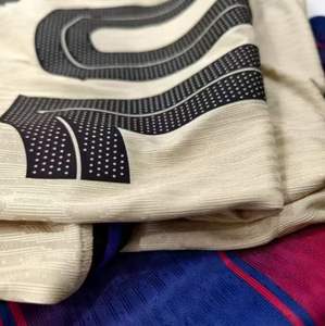 25-26 Sezonu İçin Yüksek Kaliteli Futbol Formaları, Avrupa Kulüpleri Numara ve İsimleri Özelleştirebilir - Product Image 2