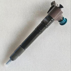 Высококачественный топливный инжектор 23670-0E010, подходит для Toyota Hilux Revo 2.8L 1GD-FTV с дизельным двигателем - Product Image 1