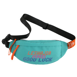 Sac de poitrine sport décontracté multifonctionnel 4 couleurs avec imprimé lettres tendance, sacoche de caméra à bandoulière ajustable personnalisée - Product Image 1