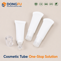 Tube de gloss à lèvres vide personnalisé en PE souple avec bouchon à vis blanc 15 ml avec applicateur en plastique pour emballage cosmétique